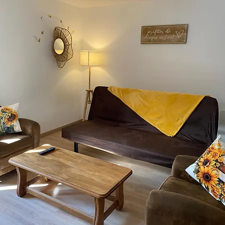 Appartement Chez Claire Et Ju à Egly Extérieur photo