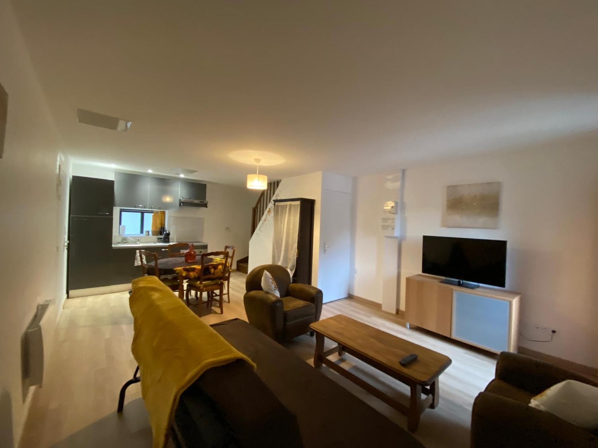 Appartement Chez Claire Et Ju Egly